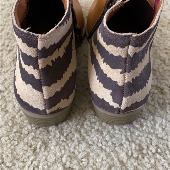 New Dolce Vita Booties Sz 6 - Picture 2 of 4